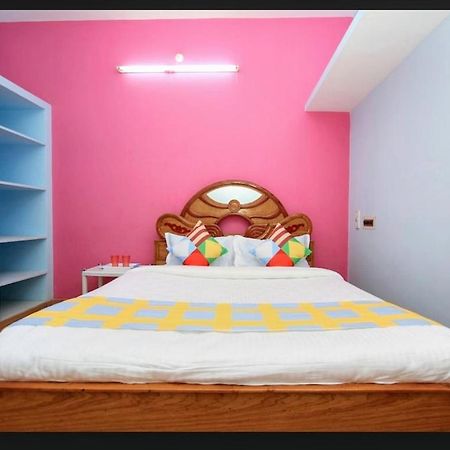 Vanitha Villa 蓬蒂切里 外观 照片