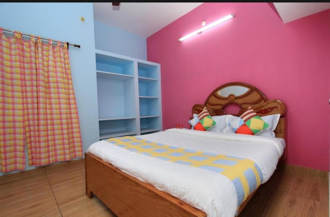 Vanitha Villa 蓬蒂切里 外观 照片